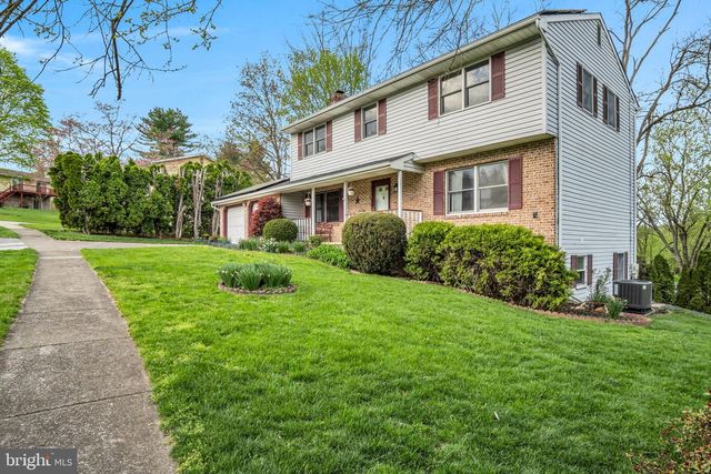 336 INDIAN CREEK DR, Mechanicsburg, PA 17050