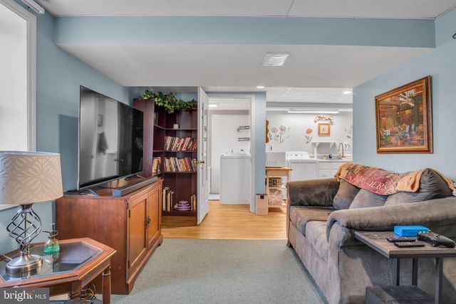 336 INDIAN CREEK DR, Mechanicsburg, PA 17050