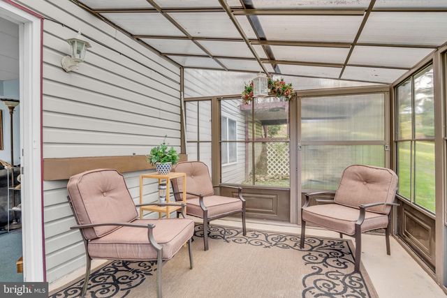 336 INDIAN CREEK DR, Mechanicsburg, PA 17050
