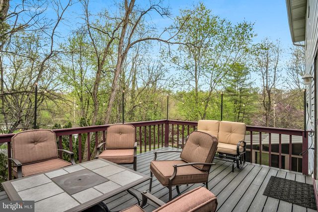 336 INDIAN CREEK DR, Mechanicsburg, PA 17050
