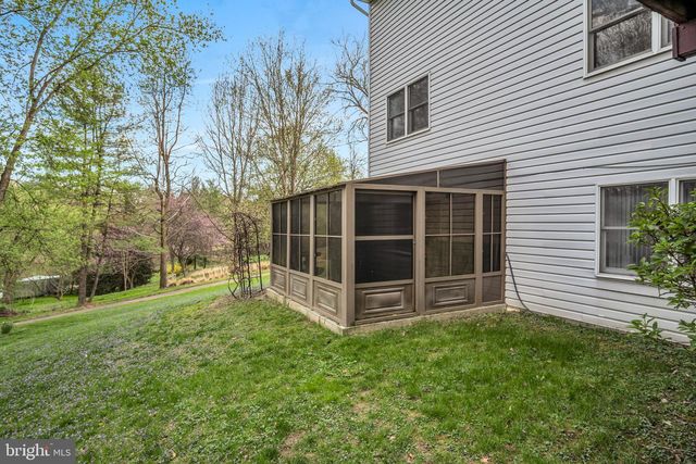 336 INDIAN CREEK DR, Mechanicsburg, PA 17050