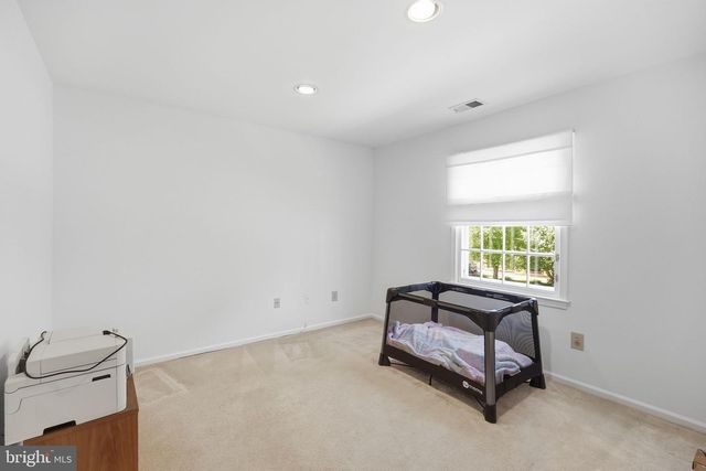 7556 PEPPERELL DR, Bethesda, MD 20817