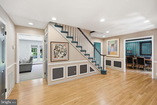 7556 PEPPERELL DR, Bethesda, MD 20817