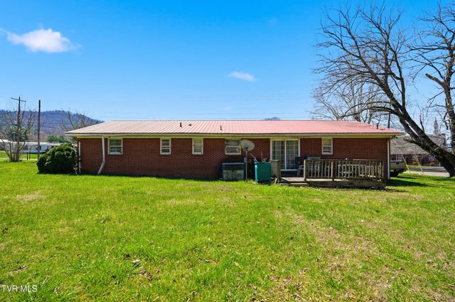 805 Rock Creek Road, Erwin, TN 37650