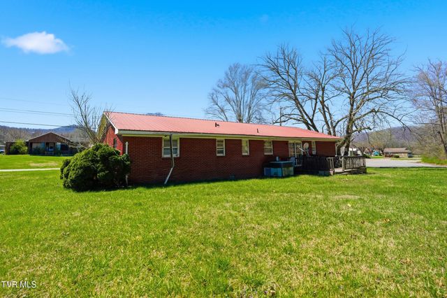 805 Rock Creek Road, Erwin, TN 37650