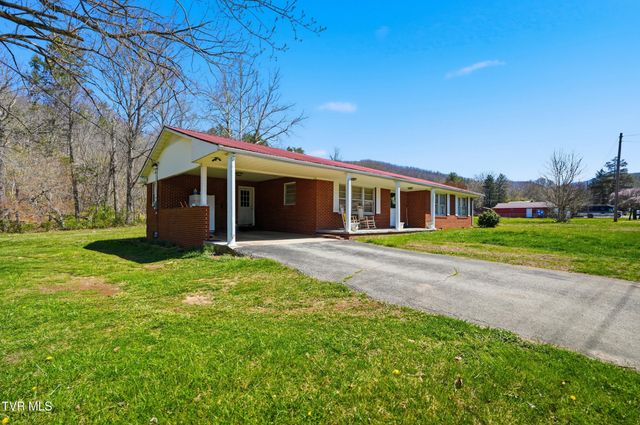 805 Rock Creek Road, Erwin, TN 37650