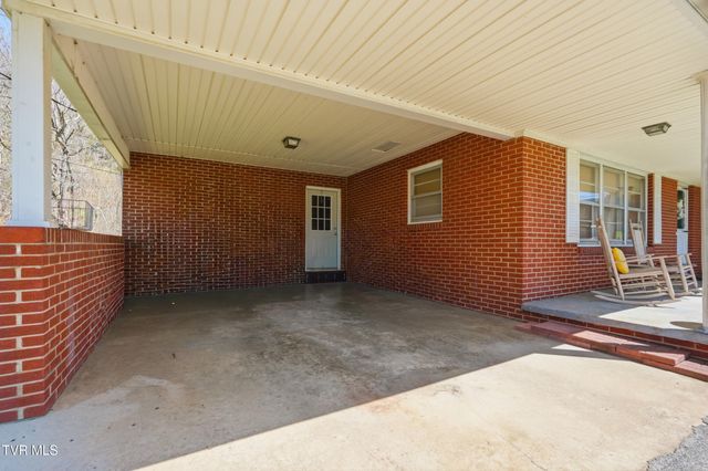 805 Rock Creek Road, Erwin, TN 37650