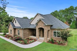 343 Sam Thomas Road, Harvest, AL 35749