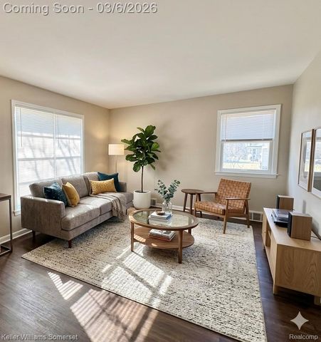 12753 Georgiana Avenue, Warren, MI 48089