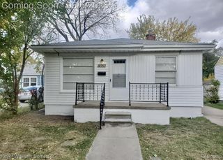 12753 Georgiana Avenue, Warren, MI 48089