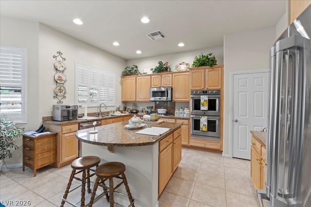 5678 Sunningdale Court, Las Vegas, NV 89122