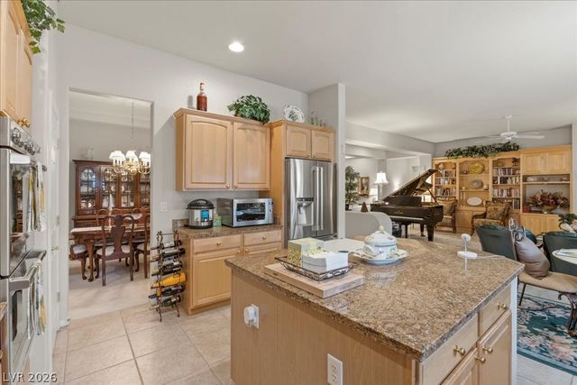 5678 Sunningdale Court, Las Vegas, NV 89122