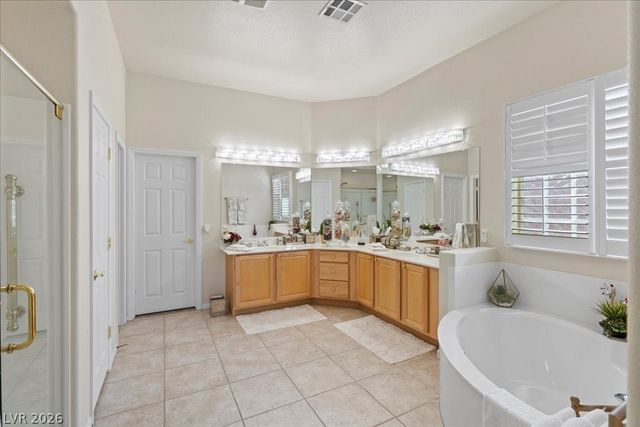 5678 Sunningdale Court, Las Vegas, NV 89122