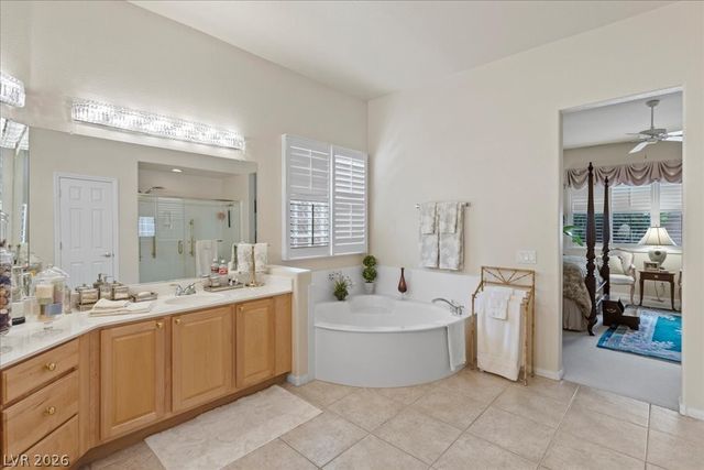 5678 Sunningdale Court, Las Vegas, NV 89122