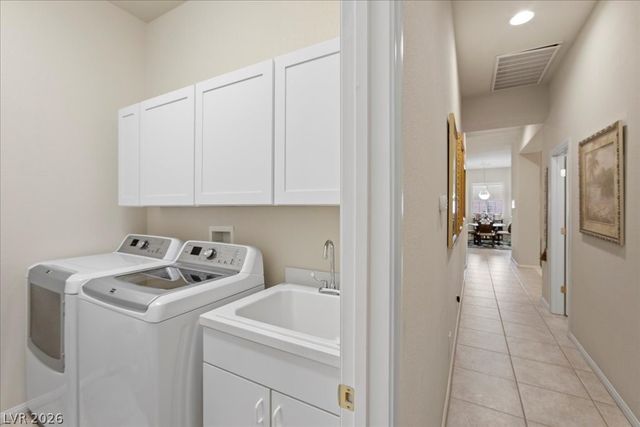 5678 Sunningdale Court, Las Vegas, NV 89122