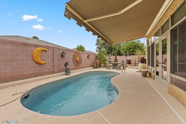 5678 Sunningdale Court, Las Vegas, NV 89122