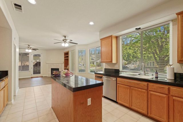 1300 Eastlake Cir, Tracy, CA 95304