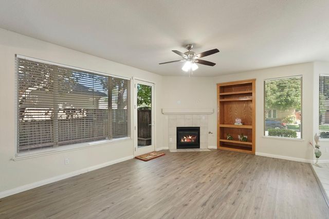 1300 Eastlake Cir, Tracy, CA 95304