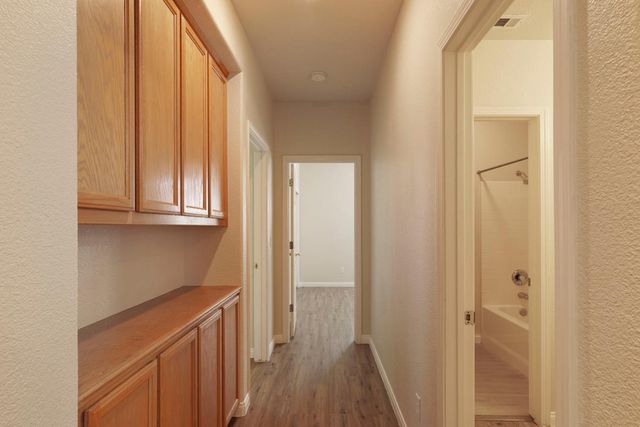 1300 Eastlake Cir, Tracy, CA 95304