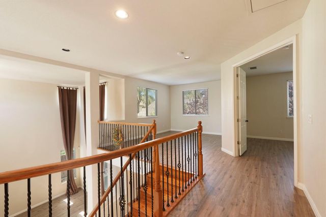 1300 Eastlake Cir, Tracy, CA 95304