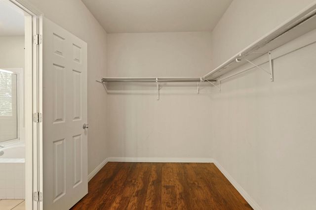 1300 Eastlake Cir, Tracy, CA 95304