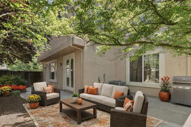 1300 Eastlake Cir, Tracy, CA 95304