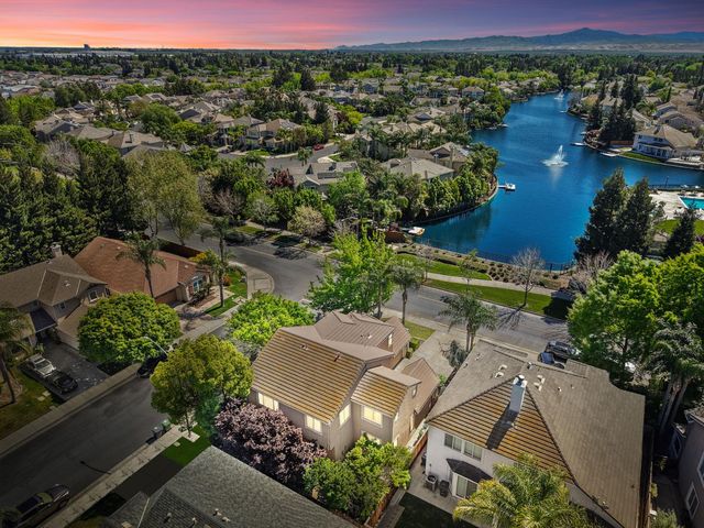 1300 Eastlake Cir, Tracy, CA 95304