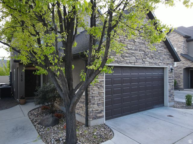 1859 W 2300 S, Woods Cross, UT 84087
