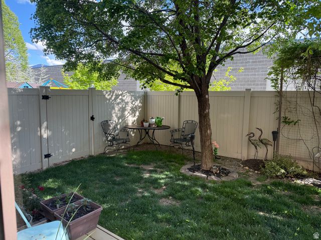 1859 W 2300 S, Woods Cross, UT 84087