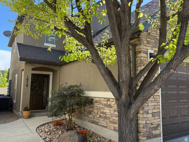 1859 W 2300 S, Woods Cross, UT 84087