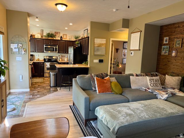 1859 W 2300 S, Woods Cross, UT 84087