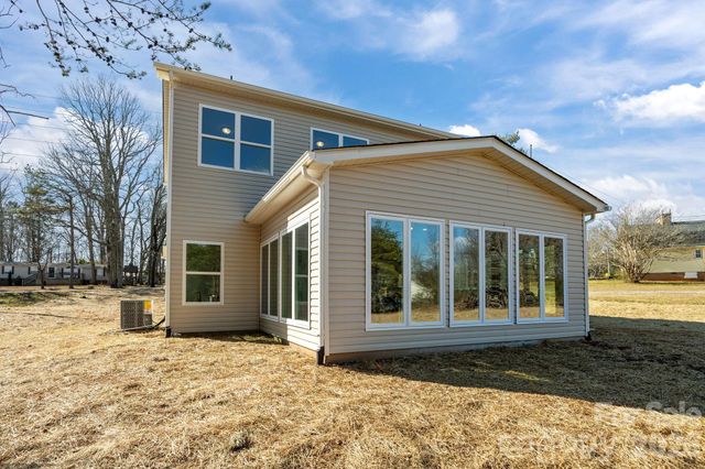 1813 Shuford Road, Lincolnton, NC 28092