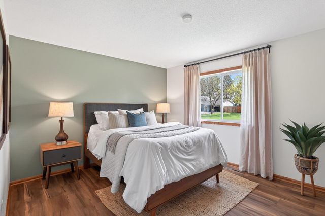 7610 119th Avenue N, Champlin, MN 55316