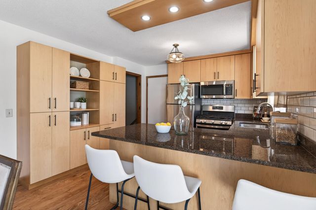 7610 119th Avenue N, Champlin, MN 55316