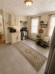 15 Monticello Street, Providence, RI 02904
