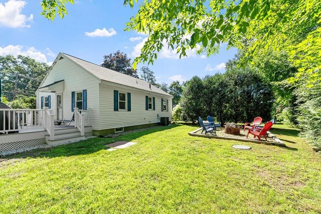 68 Oak Hill Rd, Westford, MA 01886