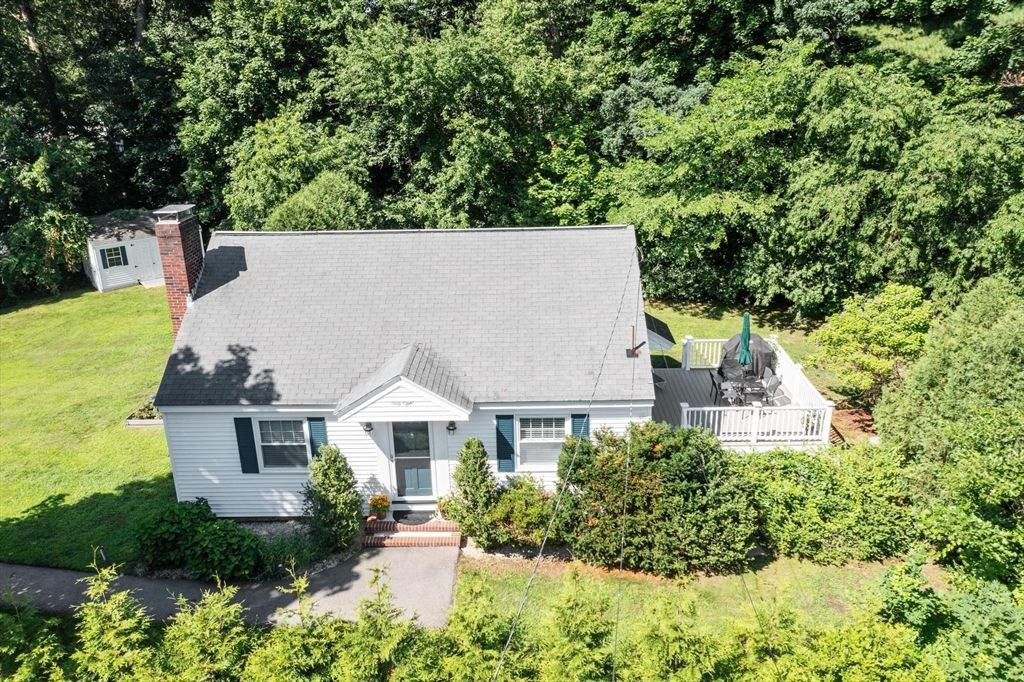 68 Oak Hill Rd, Westford, MA 01886