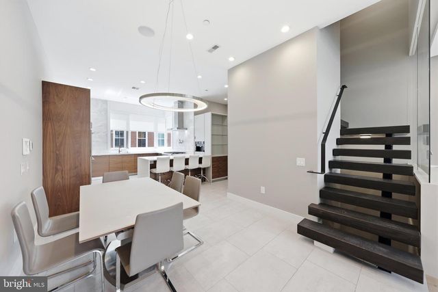 115 CHURCH ST, Philadelphia, PA 19106
