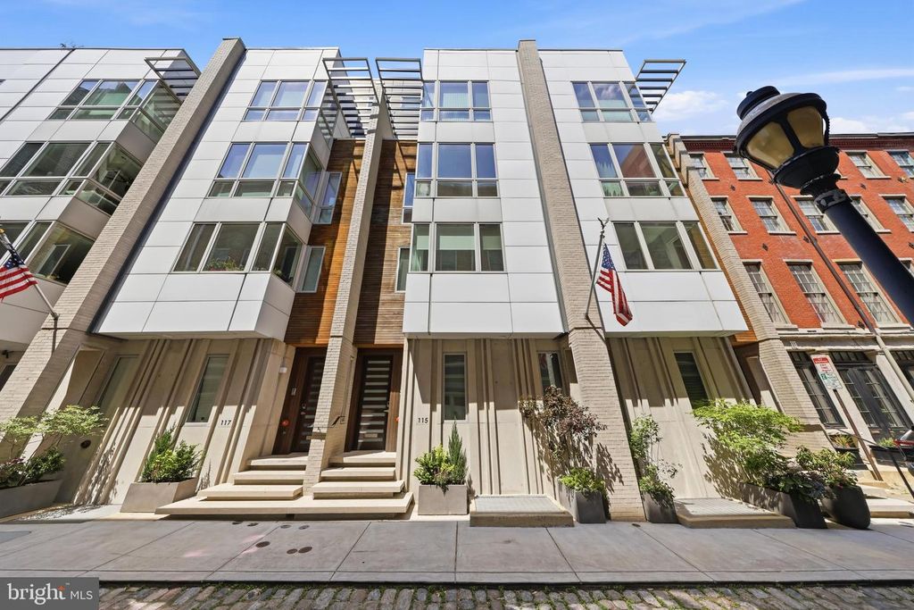 115 CHURCH ST, Philadelphia, PA 19106
