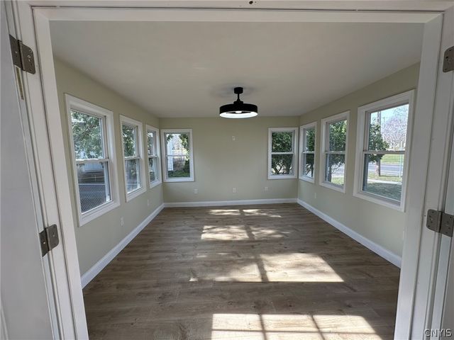 100 Sherbourne Road, Syracuse, NY 13224