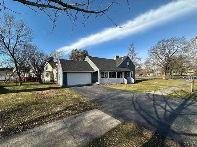 100 Sherbourne Road, Syracuse, NY 13224