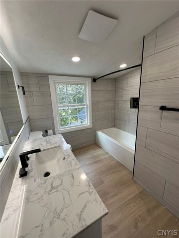 100 Sherbourne Road, Syracuse, NY 13224