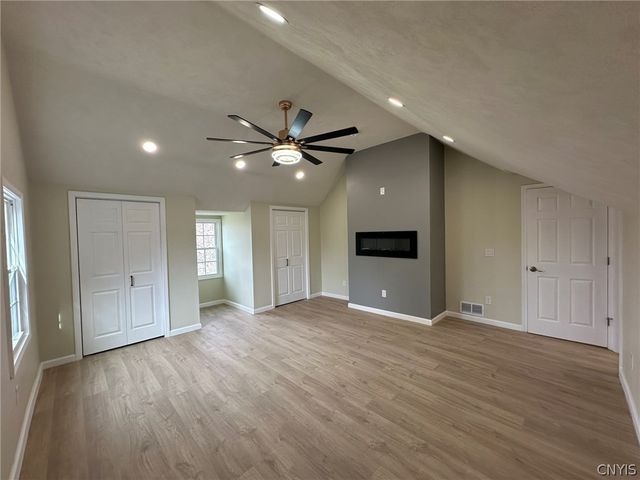 100 Sherbourne Road, Syracuse, NY 13224