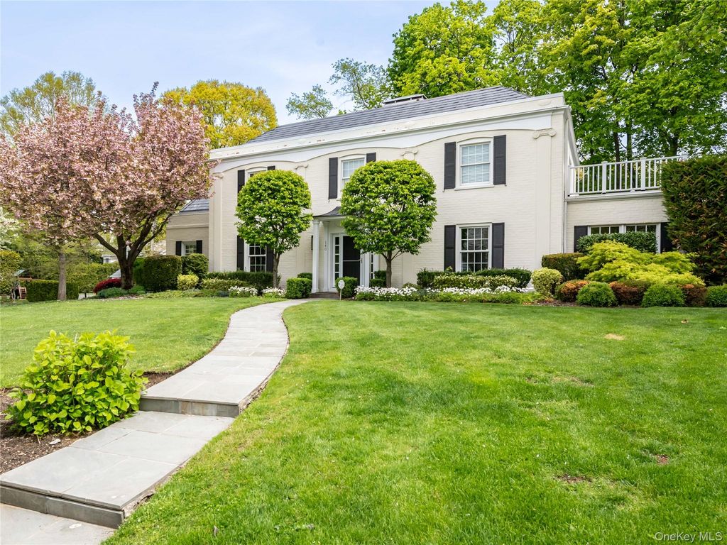 140 Remington Road, Manhasset, NY 11030 — photo 3