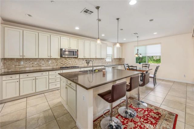 1302 Tulip East, Beaumont, CA 92223