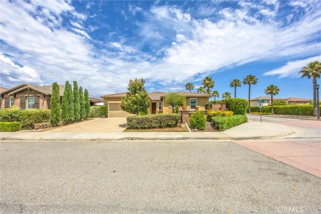 1302 Tulip East, Beaumont, CA 92223