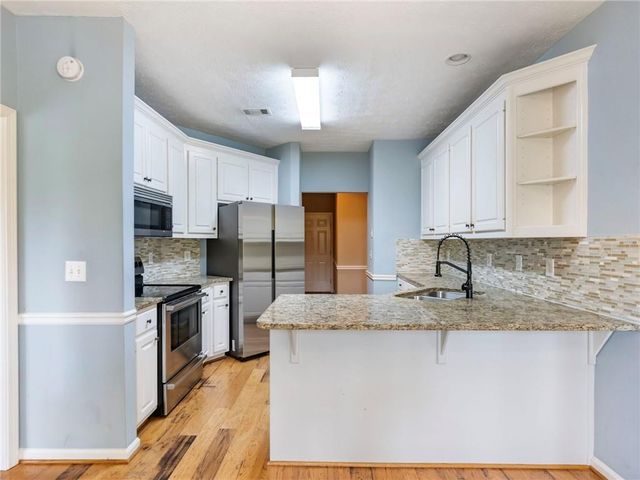 4001 Asheville Court, Buford, GA 30519