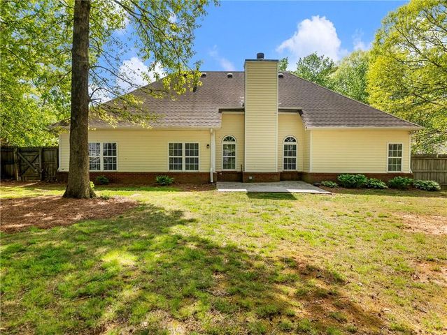 4001 Asheville Court, Buford, GA 30519