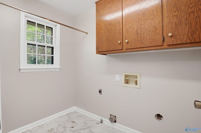 119 Bob White Drive, Decatur, AL 35603