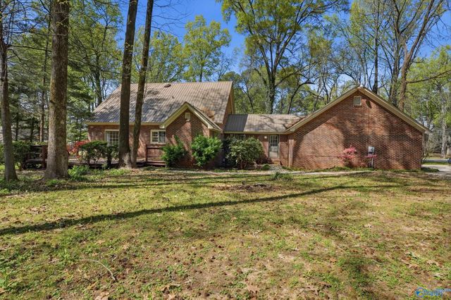 119 Bob White Drive, Decatur, AL 35603